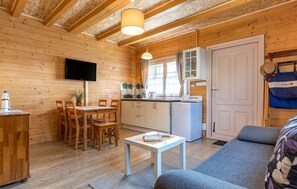 Table football - 2 bedroom lovely home in Gaski (Gaski)