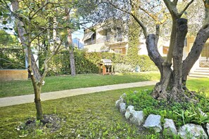 Property grounds - Lura 2 Holiday Homes 127, Lalzit Bay, Albania (Lalzit Bay)