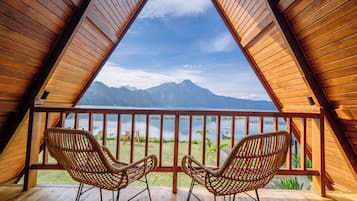 One Bedroom Suite Villa Lake View | Lake view