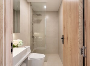 Standard Apartment | Bathroom | Shower, free toiletries, hair dryer, slippers - CityHouse - Bellita (Tan Hung)