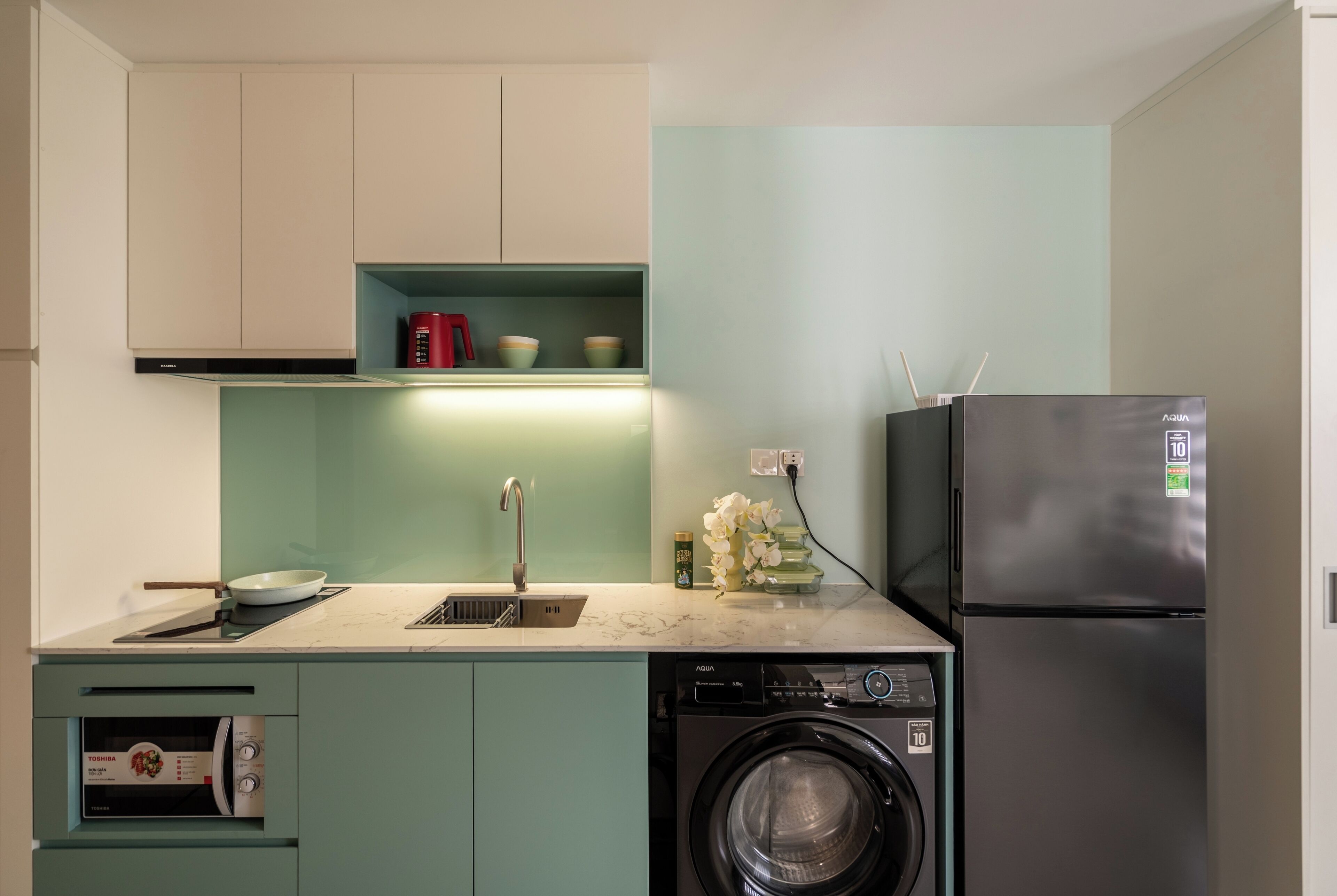 Studio Suite, Garden View | Private kitchen