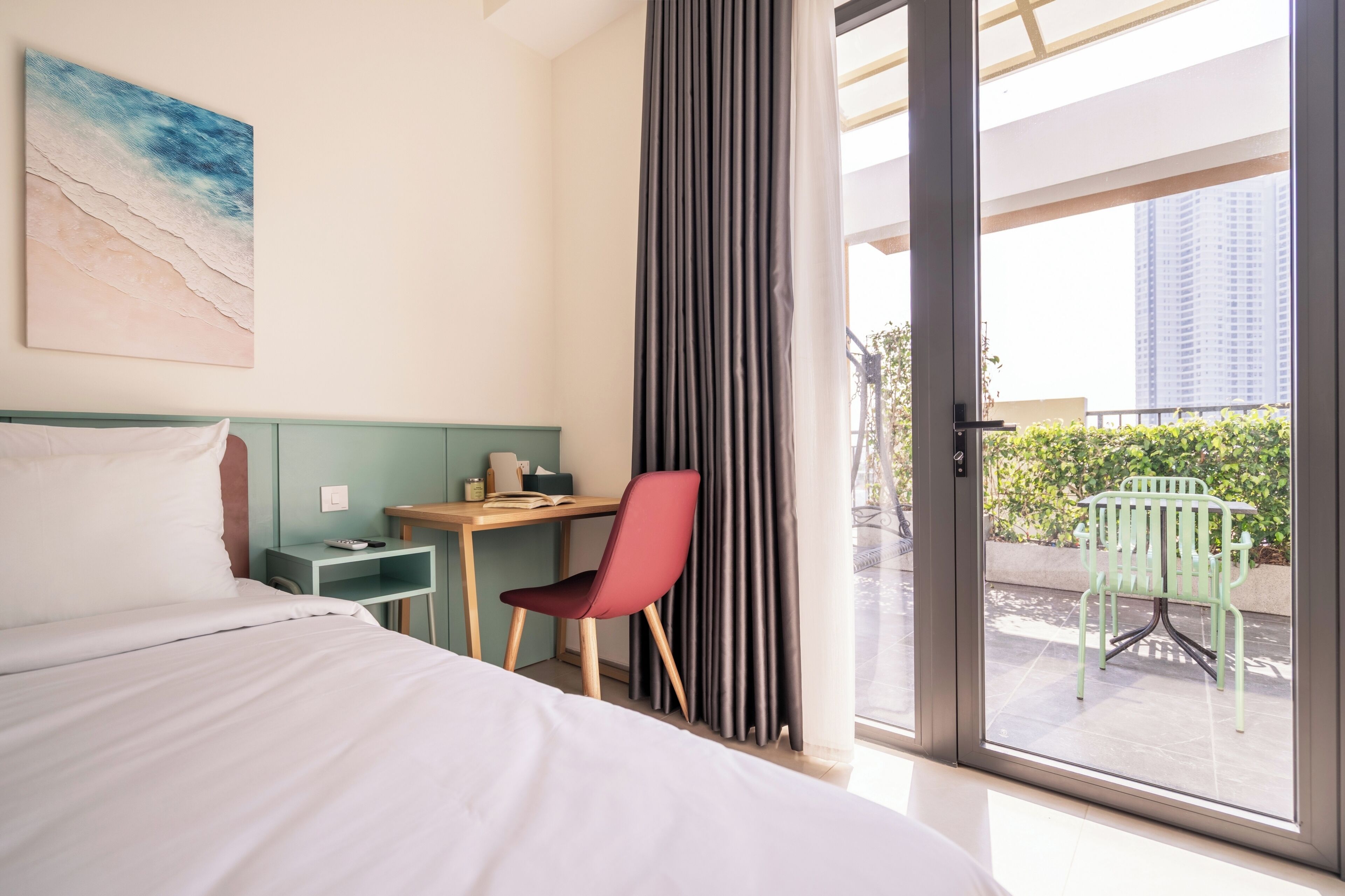 Studio Suite, Garden View
