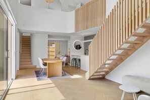 Interior - The White Nest by Ready Set Stay (San Remo)