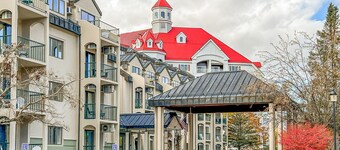 Mountainside condo w/ pool & rec room:  walk to downtown & lifts