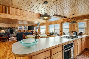 Private kitchen - Amazing Waterfront Beach House - 4 bdrms, 4 bathroom, foosball, kayaks and more! (Camano)