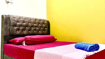 Iron/ironing board, free WiFi