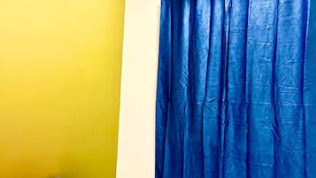 Iron/ironing board, free WiFi