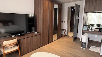 ุงูู
ูุดุฃุฉ ู
ู ุงูุฏุงุฎู