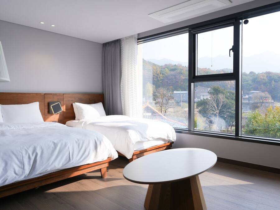 Premium Double or Twin Room, Mountain View