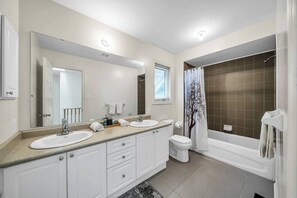 House, 4 Bedrooms, Patio | Bathroom - King Bed Comfort On Main Floor (Ajax)