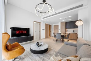 Living area - Modern Apartment with Rooftop Amenities (Dubai)