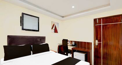 Townhouse Oak Pondicherry Opposite to Rock Beach