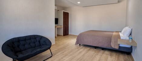 クラシック ルーム | アイロン / アイロン台、WiFi (無料)