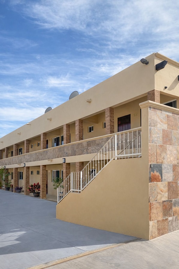 Exterior - Hotel Maria Bonita (san jose del cabo)