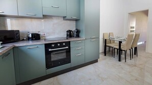 Apartment, Stadtblick | Eigene Küche