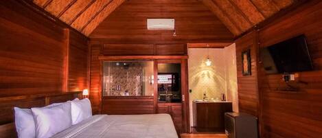 Deluxe Double Room, Patio, Pool View