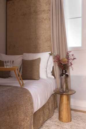 Living room - Charming Modern Studio With AC - Le Marais (Paris)