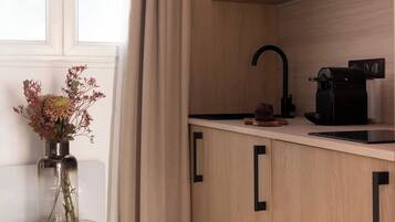 House | Private kitchen | Coffee/tea maker, fridge, microwave, stovetop