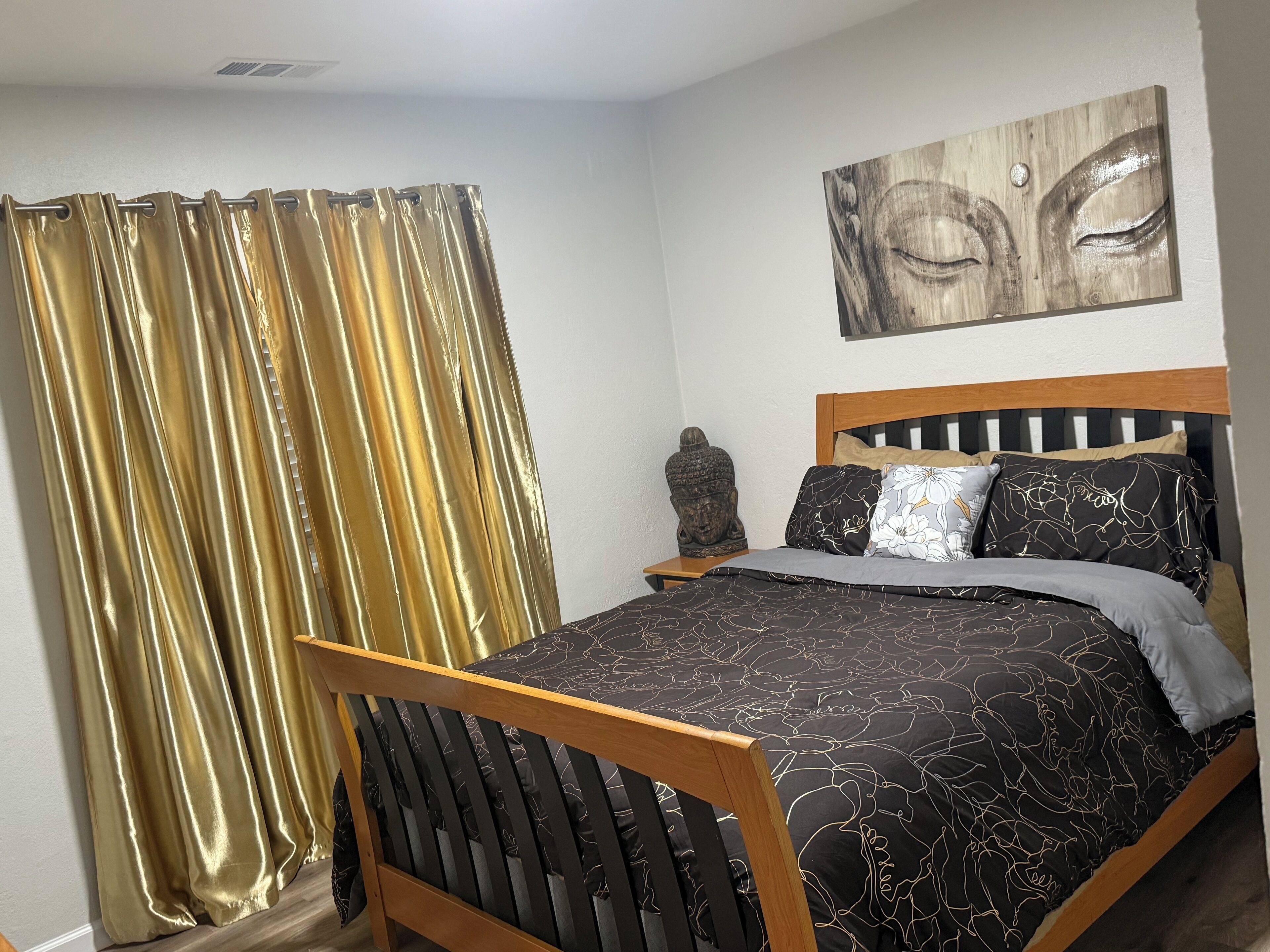 Iron/ironing board, WiFi