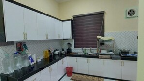 รูปภาพที่ไม่ได้จัดประเภท, 2 จาก 8, ปุ่ม