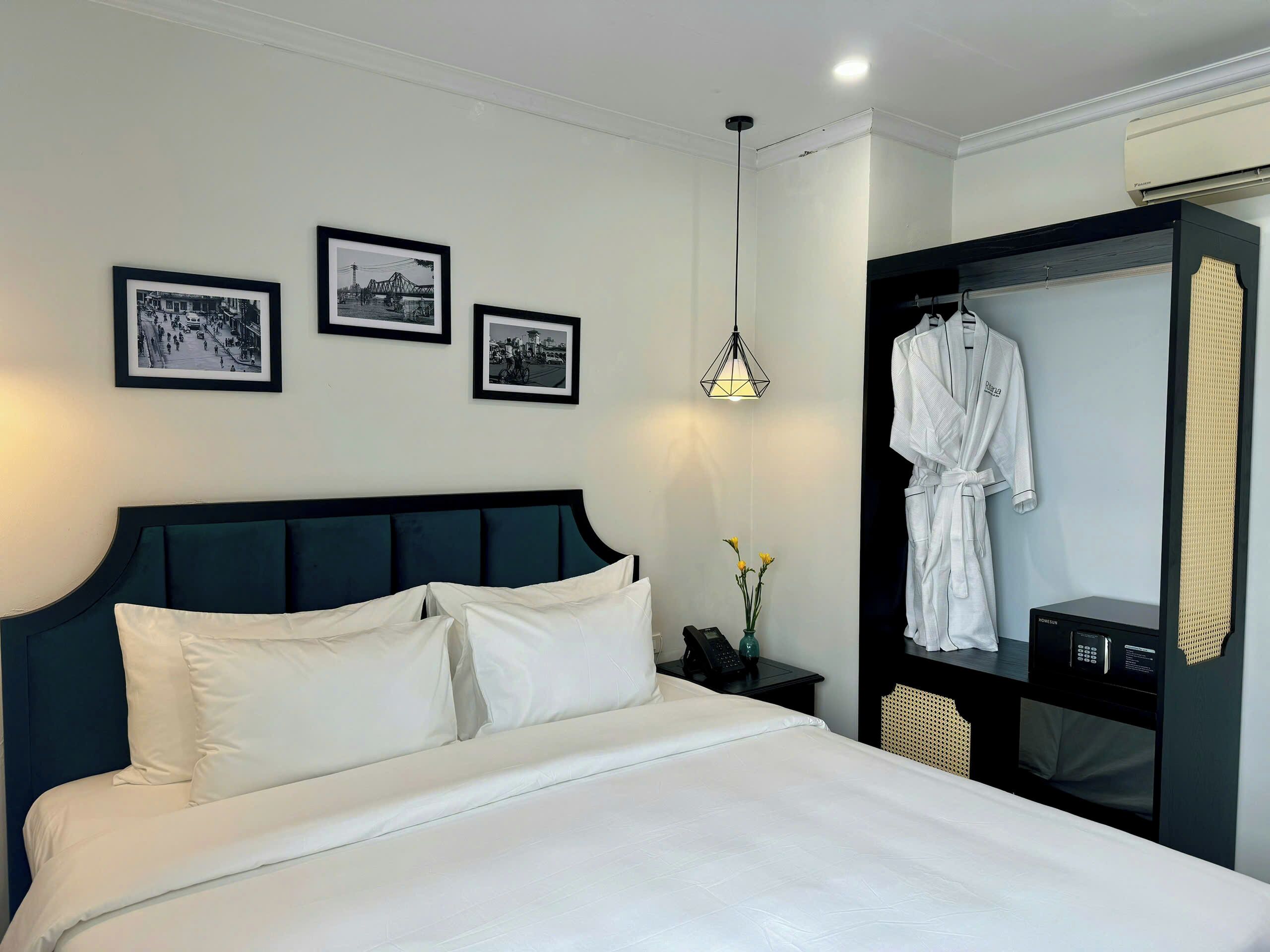 Habitació doble o amb dos llits individuals superior | Escriptori, habitacions insonoritzades i planxa i posts de planxar 