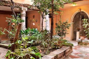 Property grounds - Maison De Charme Balbi (Venice)