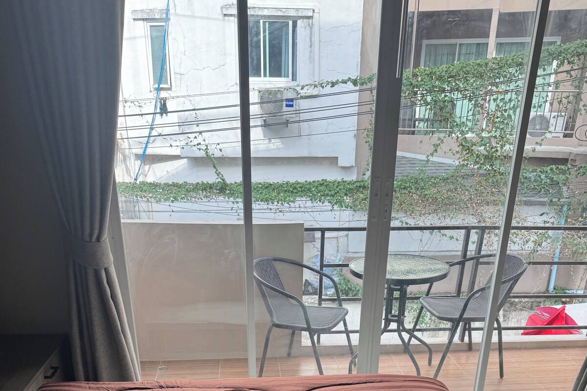 Deluxe Double Room, City View | In-room safe, desk, laptop workspace, free WiFi