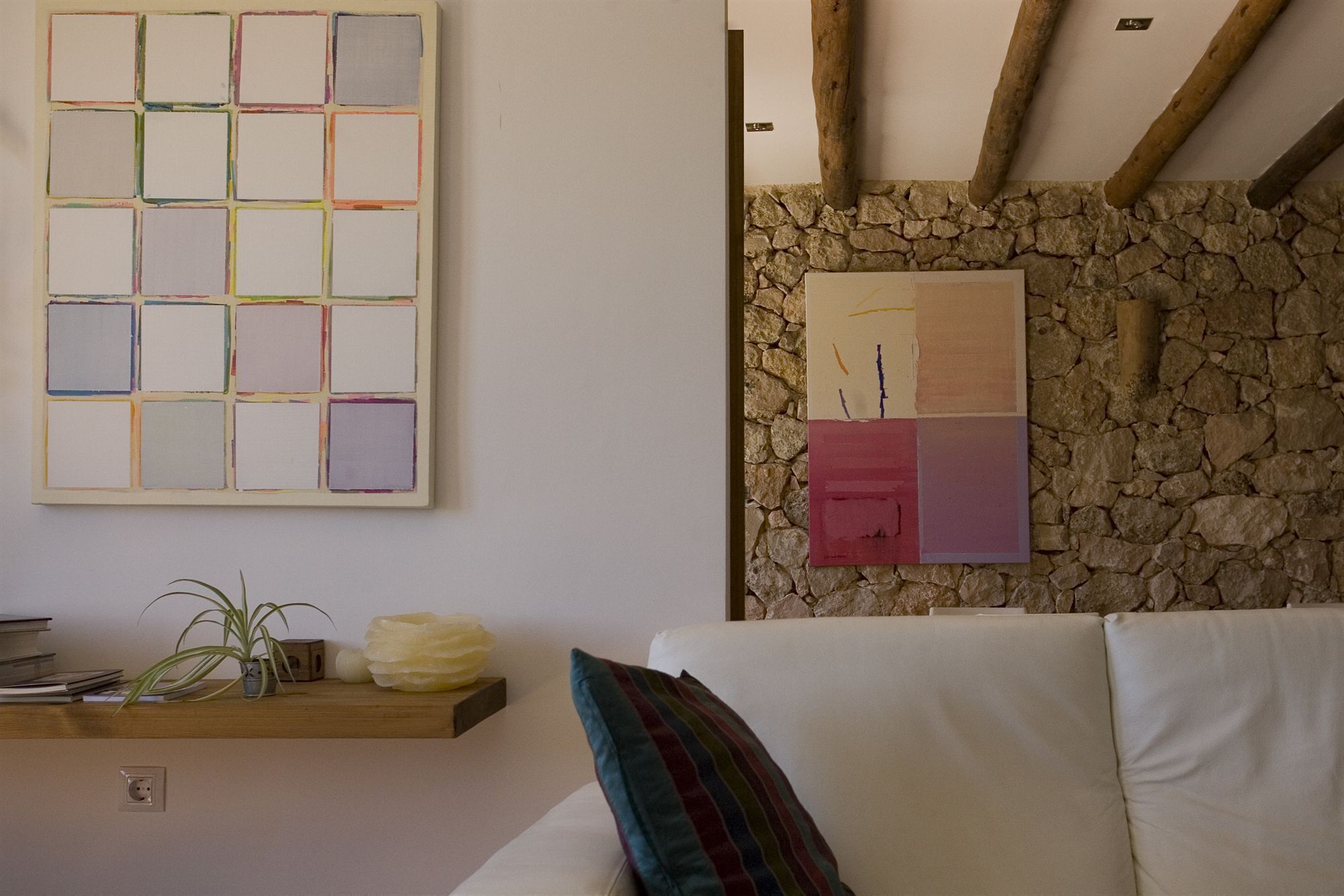 المنشأة من الداخل