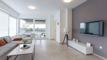 Standard-Apartment, Mehrere Schlafzimmer (Apartment Sang Near The Beach) | Wohnbereich