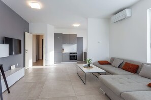 スタンダード アパートメント ベッドルーム (複数) (Apartment Sang Near The Beach) | リビング エリア