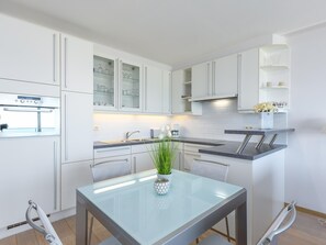 Dining - Studio with terrace and sea view (Middelkerke)
