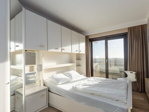 2 bedrooms, Internet