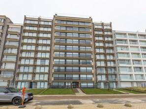 Exterior - Apartment with sea view and sunny terrace (Middelkerke)