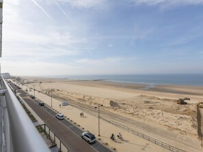 Beach nearby - Apartment on the 5th floor with sea view (Middelkerke)