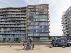 Uklassifisert bilde, 5 av 17, knapp