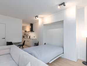 1 bedroom, Internet - Newly built studio on 1st floor with terrace (Middelkerke)