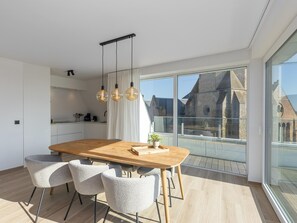 Dining - Spacious apartment with 3bedrooms close to  sea (Middelkerke)