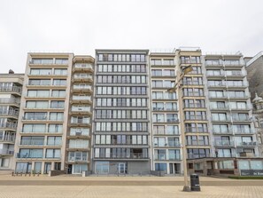 Exterior - Studio on the 3rd floor with phenomenal sea view (Middelkerke)