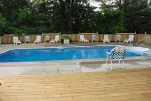 Outdoor pool - Hollow Inn and Motel (Barre)