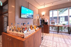 Dining - The Breakfast Hotel Porto Ishigaki (Ishigaki)