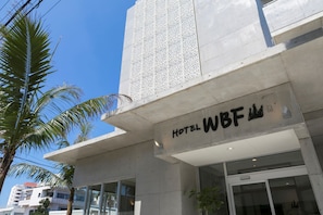 Exterior detail - THE Breakfast Hotel Porto Ishigaki (Ishigaki)