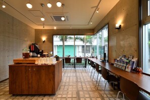 Dining - The Breakfast Hotel Porto Ishigaki (Ishigaki)