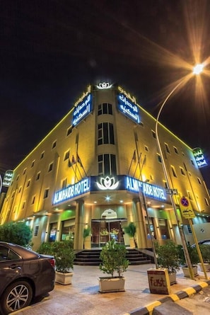 Ngoại thất