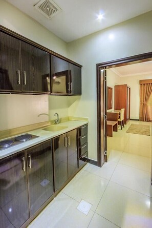 Private kitchen - Almuhaidb Furnished Units King Abdulaziz (Riyadh)