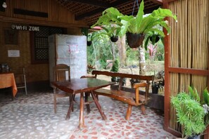 Outdoor dining - Villa Israel Ecopark El Nido by Cocotel Powered by Fave (El Nido)