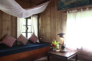 Interior - Maesa Valley Garden Resort & Craft Village (Mae Rim)