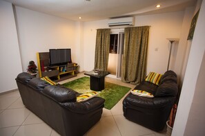 Living area - Accra Luxury Apartments (Accra)