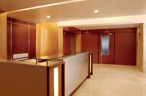 Interior - Hotel Lucky (Mumbai)