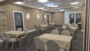 Dining - The Carn Brae (Blackpool)