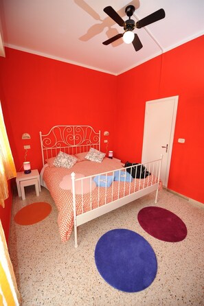 Room - Sunflower City Youth Hotel (Rimini)
